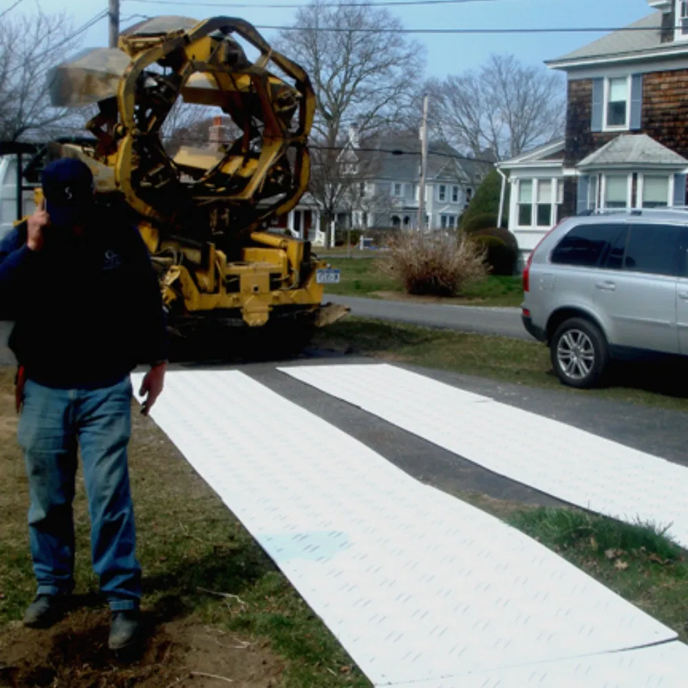 HDPE Mats for Preventing Ground Damage in Construction and Industrial Use