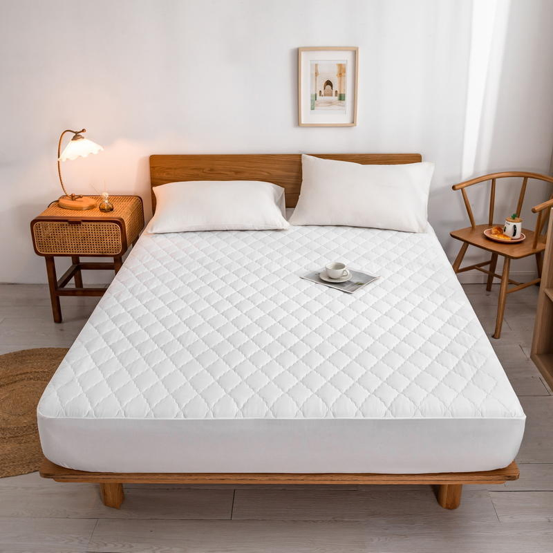 Class a Laminated Cotton Bedspread Thickened Mattress Protector Dust Cover