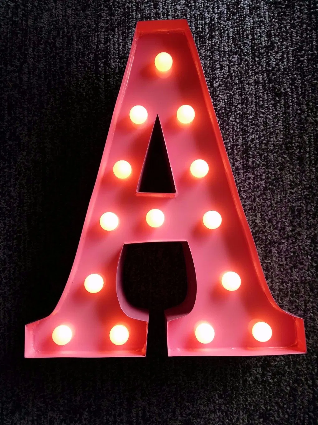 Yc-L01 Metal Light up Letter with Battery for Birthday Party Wedding Event Decoration