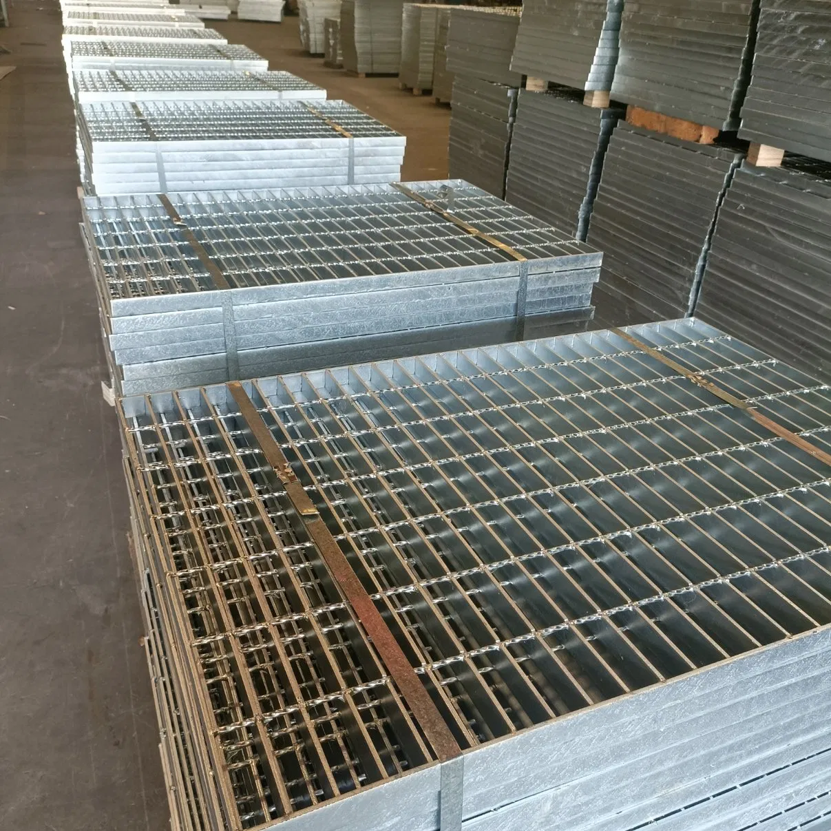 Affordable Galvanized Steel Grating Walkway for Enhanced Safety