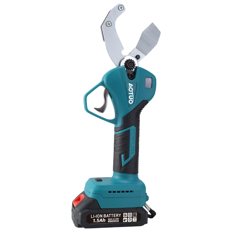 Аккумуляторный труборез для труб PPR, PVC, PE