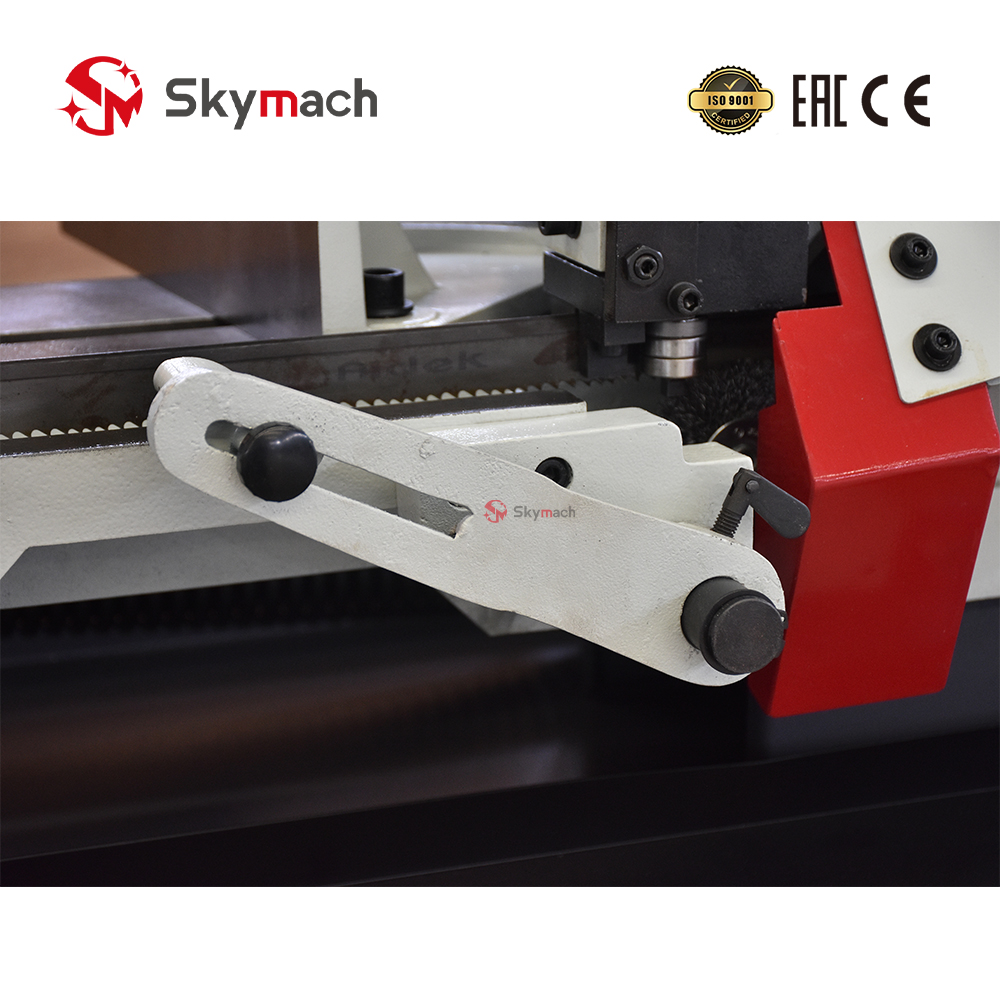 Ленточная пила по металлу портативная BS-1018B