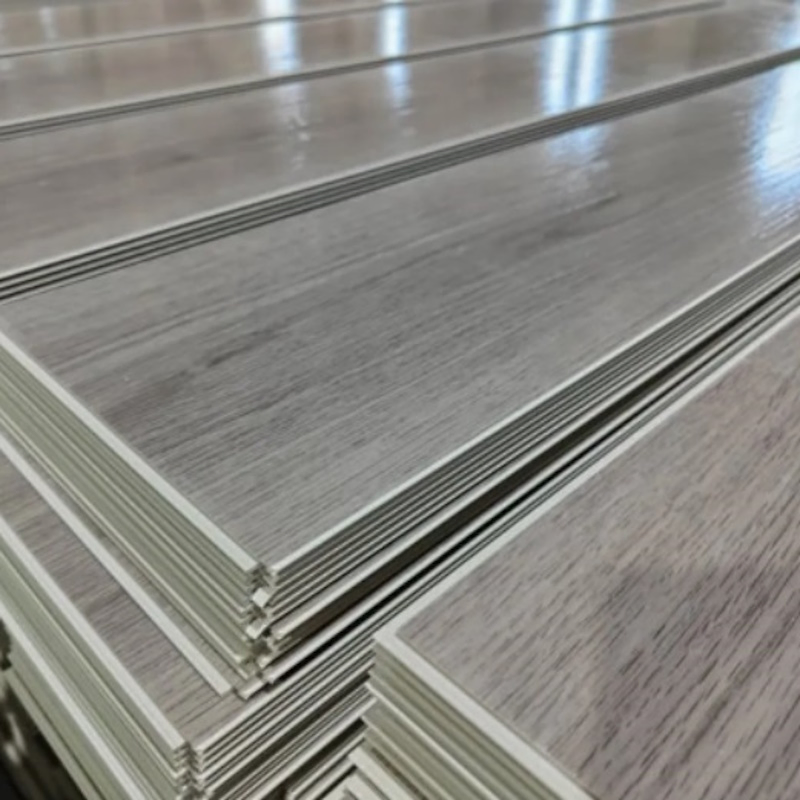 Водостойкий SPC ламинат с замком Click, E0, противоскользящий