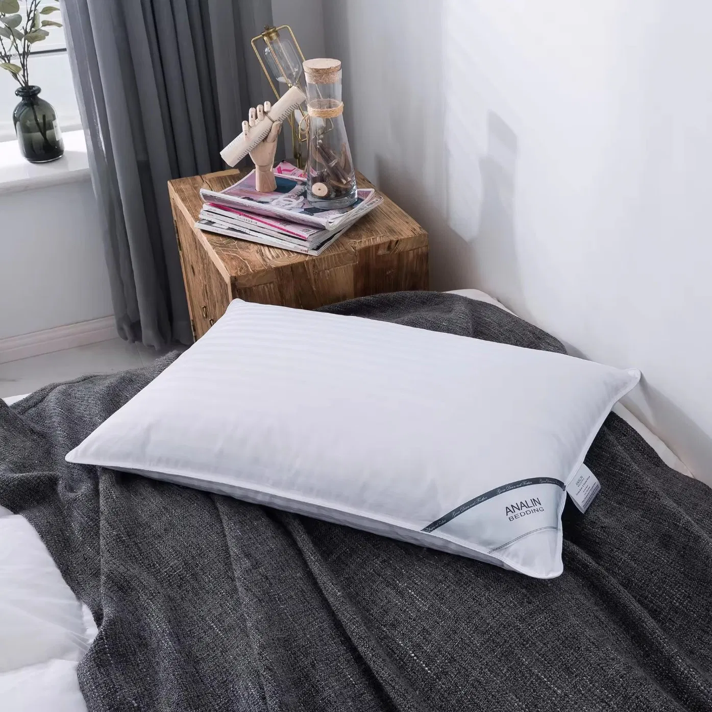 White Goose Duck Feather Down Hotel Soft Bed Sleeping Pillow Insert