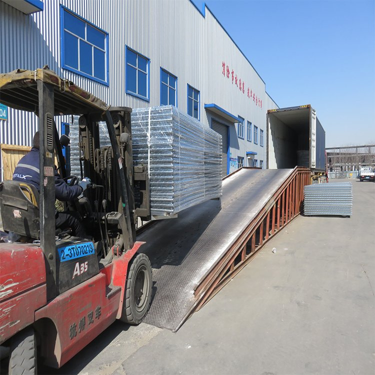 Wholesale Customize Heavy Duty Galvanized 50X50mm Mesh Size 6FT X 12FT Temporary Chain Link Mesh Fence Panel