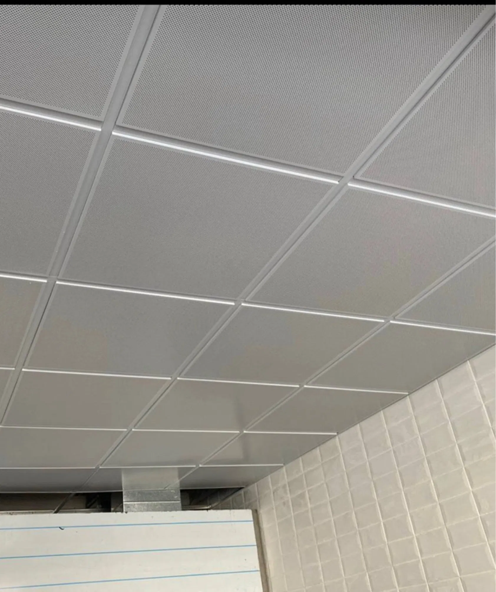 Aluminum Ceiling Tile 595*595 mm Lay on Ceiling Panel for Office Decoration