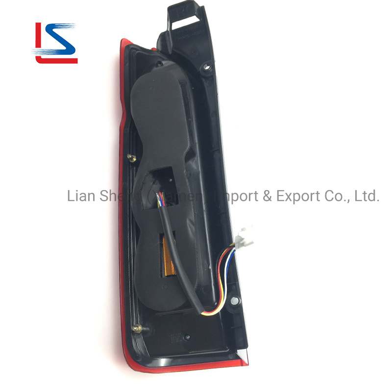 Автолампа светодиодная задняя для Toyota Hiace Quantum (2004-2018), артикулы 81550-26200, 81560-26200