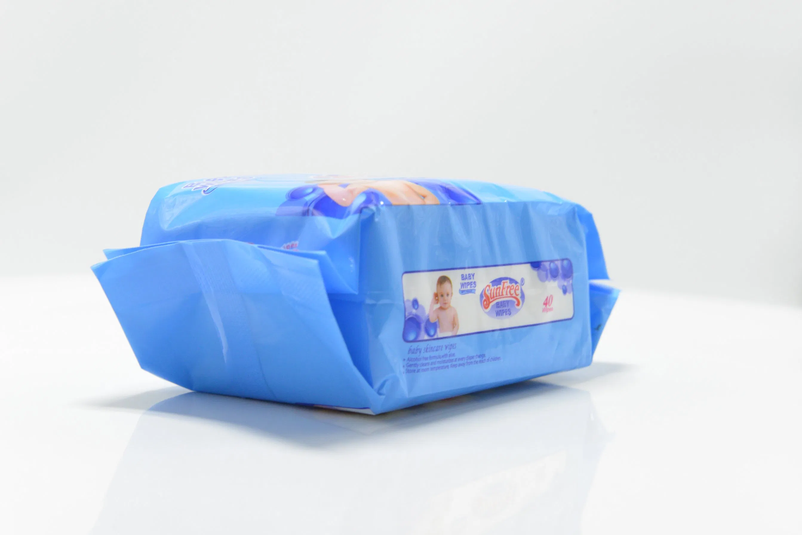 Wholesale Portable Non Woven Fabric Disposable 40PCS Gentle Baby Special Wet Wipes