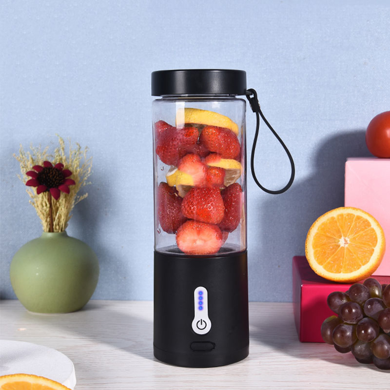 Wholesale Hot Selling Portable Multi-Function Rechargeable Wireless Household Electric Juicer Food Mixer