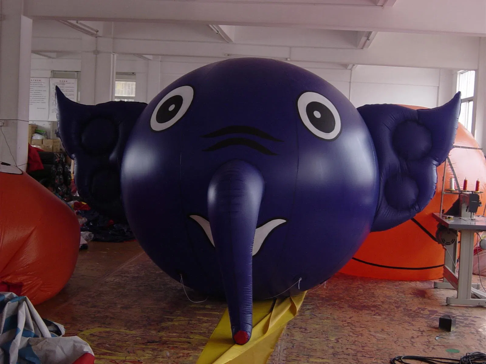 2023 New Outdoor Advertising Inflatable Flying Panda Bear Animal Balloon