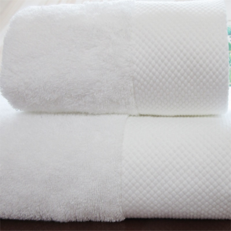 Luxury White Bath Towels 100% Soft Cotton Absorbent Quick Dry Hotel Bathroom Towel 70*140cm