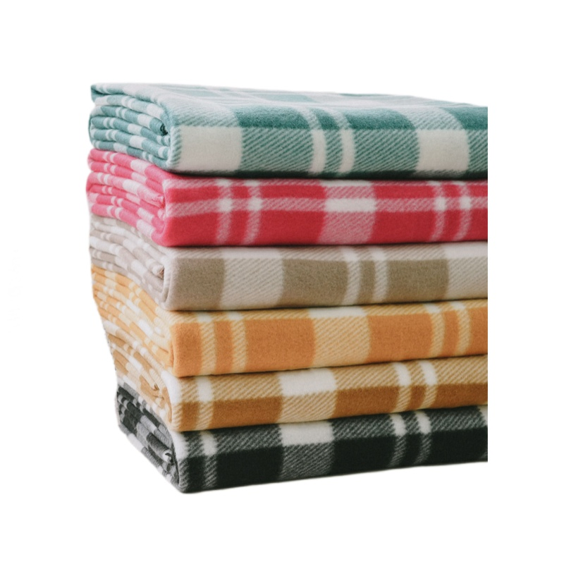 Customized Wholesale Soft Skin-Friendly Polar Fleece Colorful Home Bedding Travel Airplane Promotion Blanket