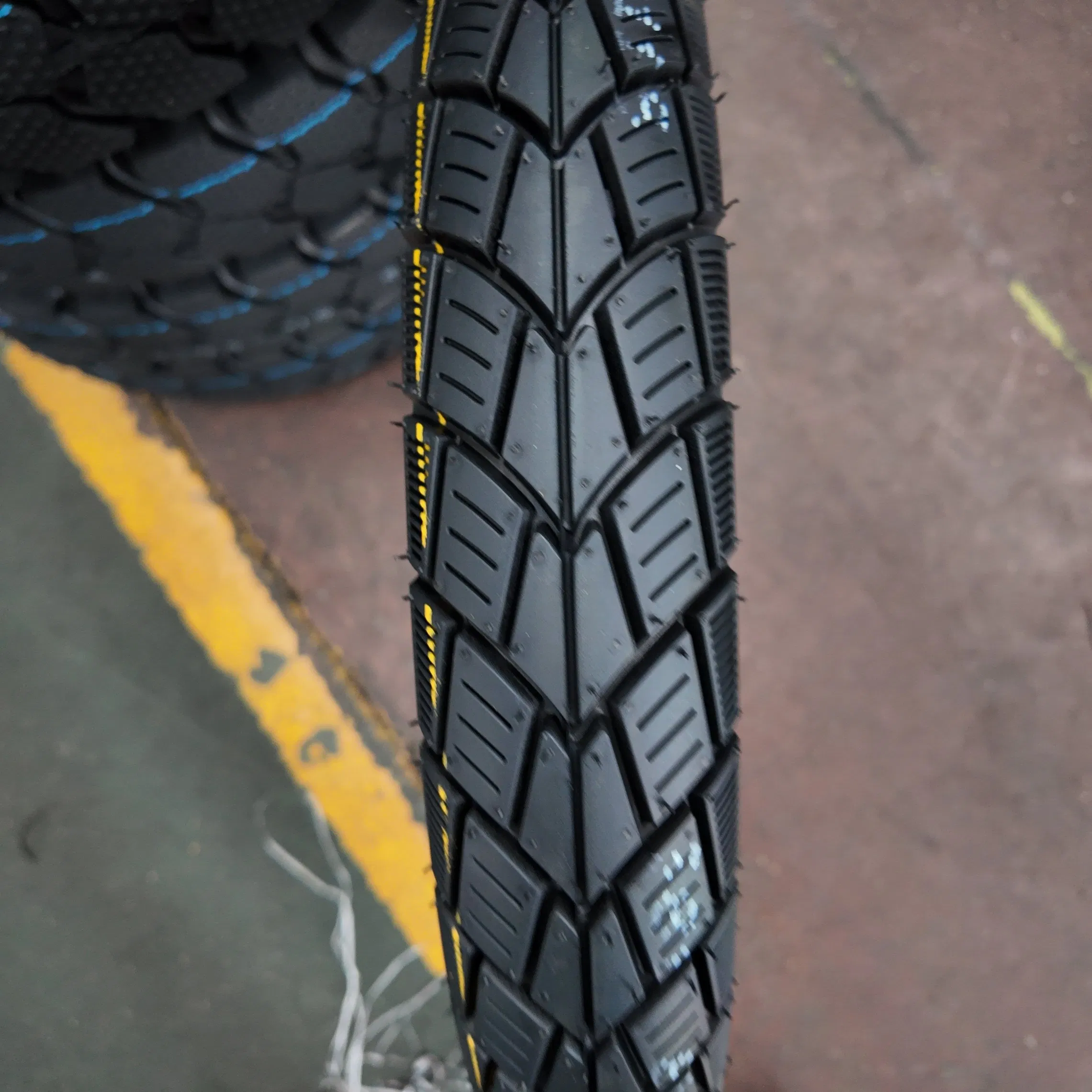 Мотошина конкурентная, спортивно-туристическая