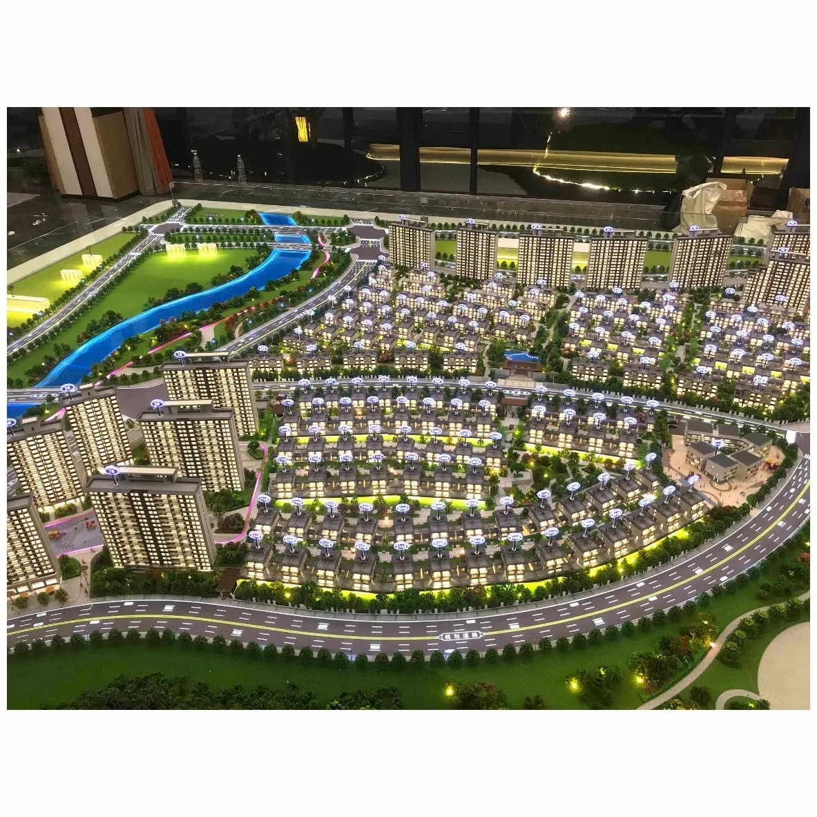 3D Urban Terrain Feature Planning and Architectural Model with Lighting Display