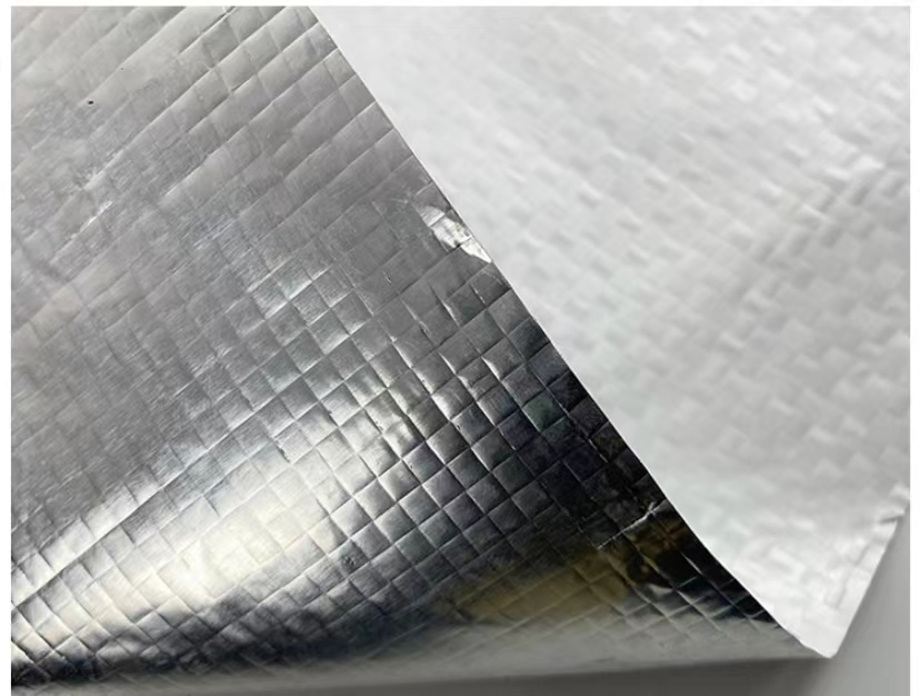 Perforated Aluminum Foil Insulation Woven Fabric Roof Insulation with Blue PE Coating