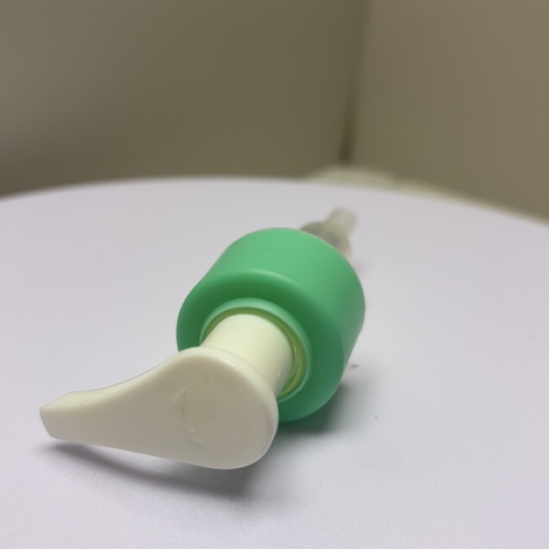 Factory Price Lotion Pump Dispenser 28/410 Left-Right Cosmetic Pump