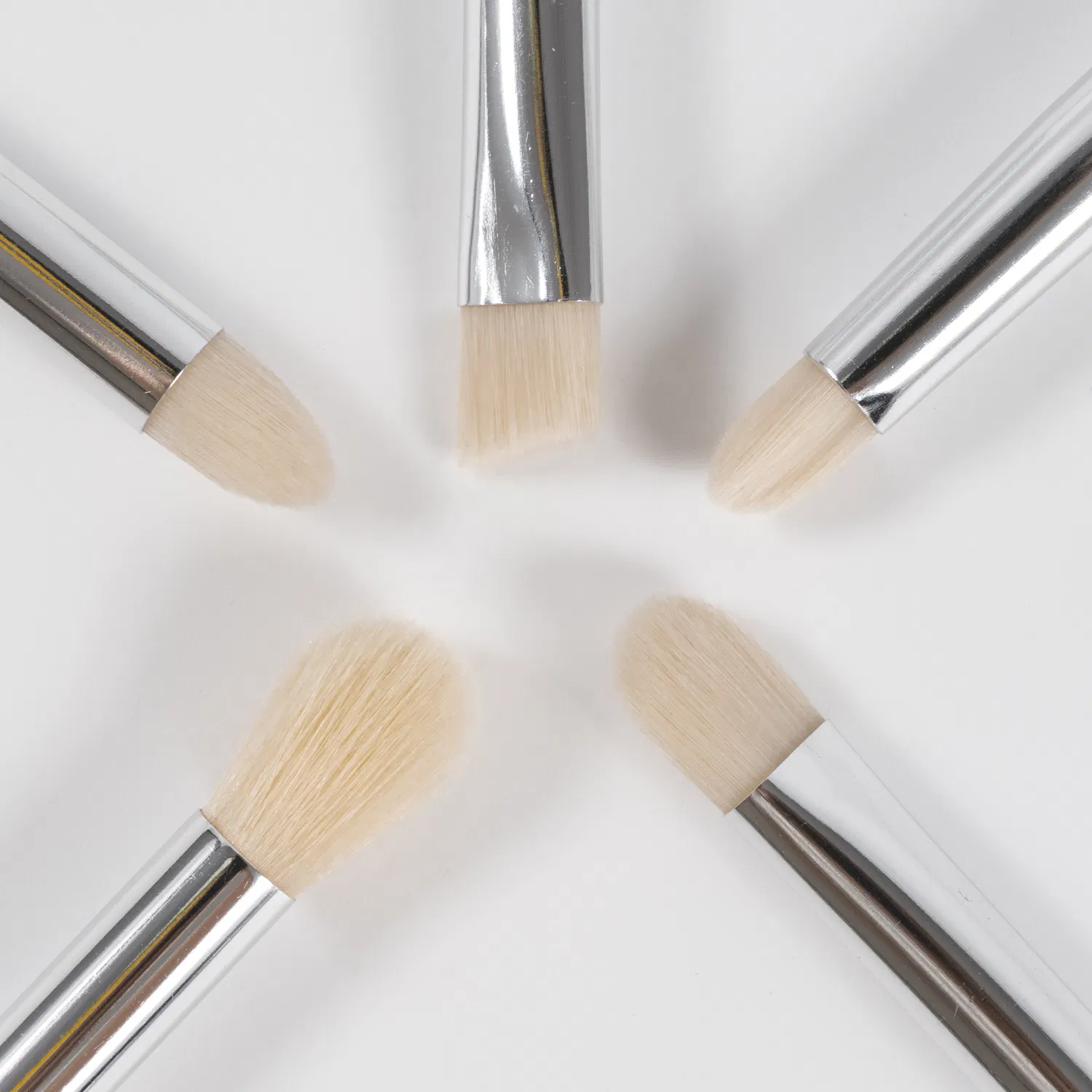 Comfort Brush Type Soft Touch Skin Cushioning Soft Focus Blur Makeup Brush Kit