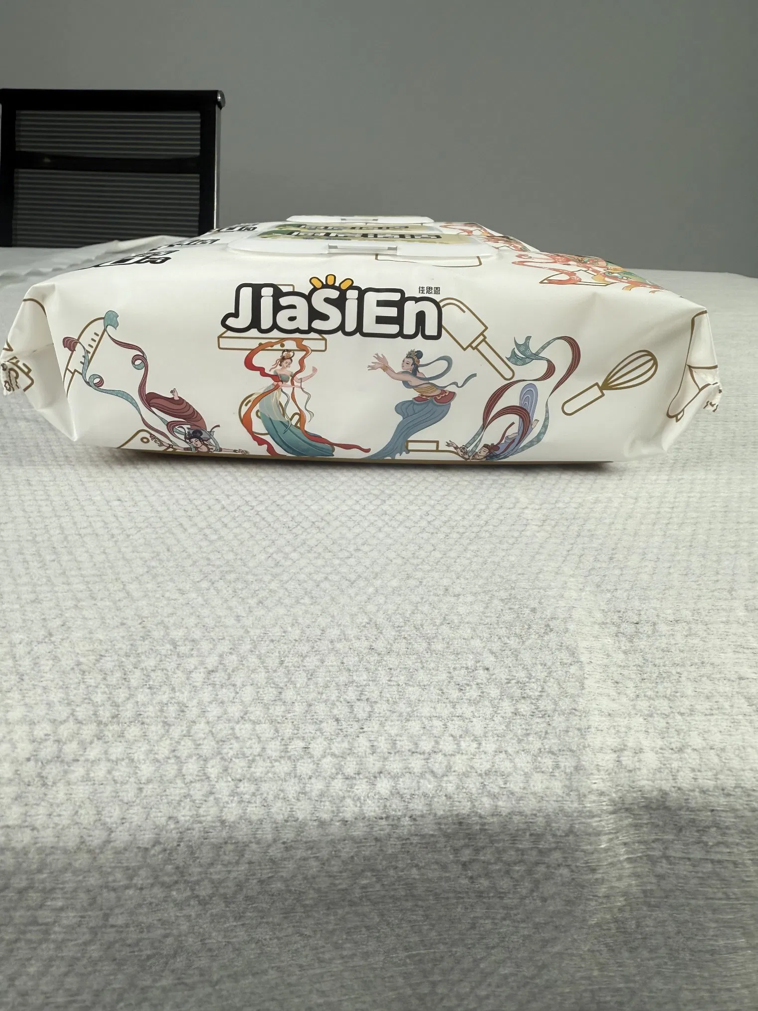 Eco-Friendly Fresh Pure Water Kitchen Cleaning Wet Tissue for Effortless Surface Shine