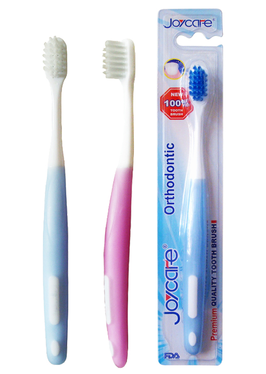 Comfortable Adult Toothbrush with Soft Bristles and Ergonomic Handle