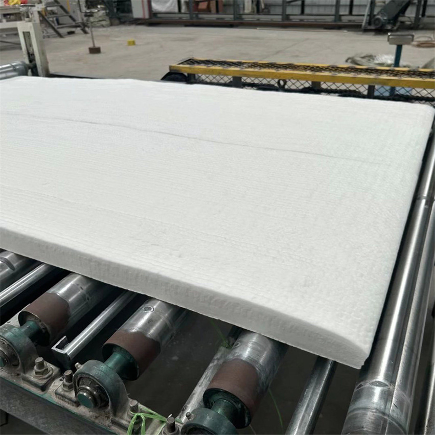 Durable Ceramic Material Blanket for Thermal Insulation Needs