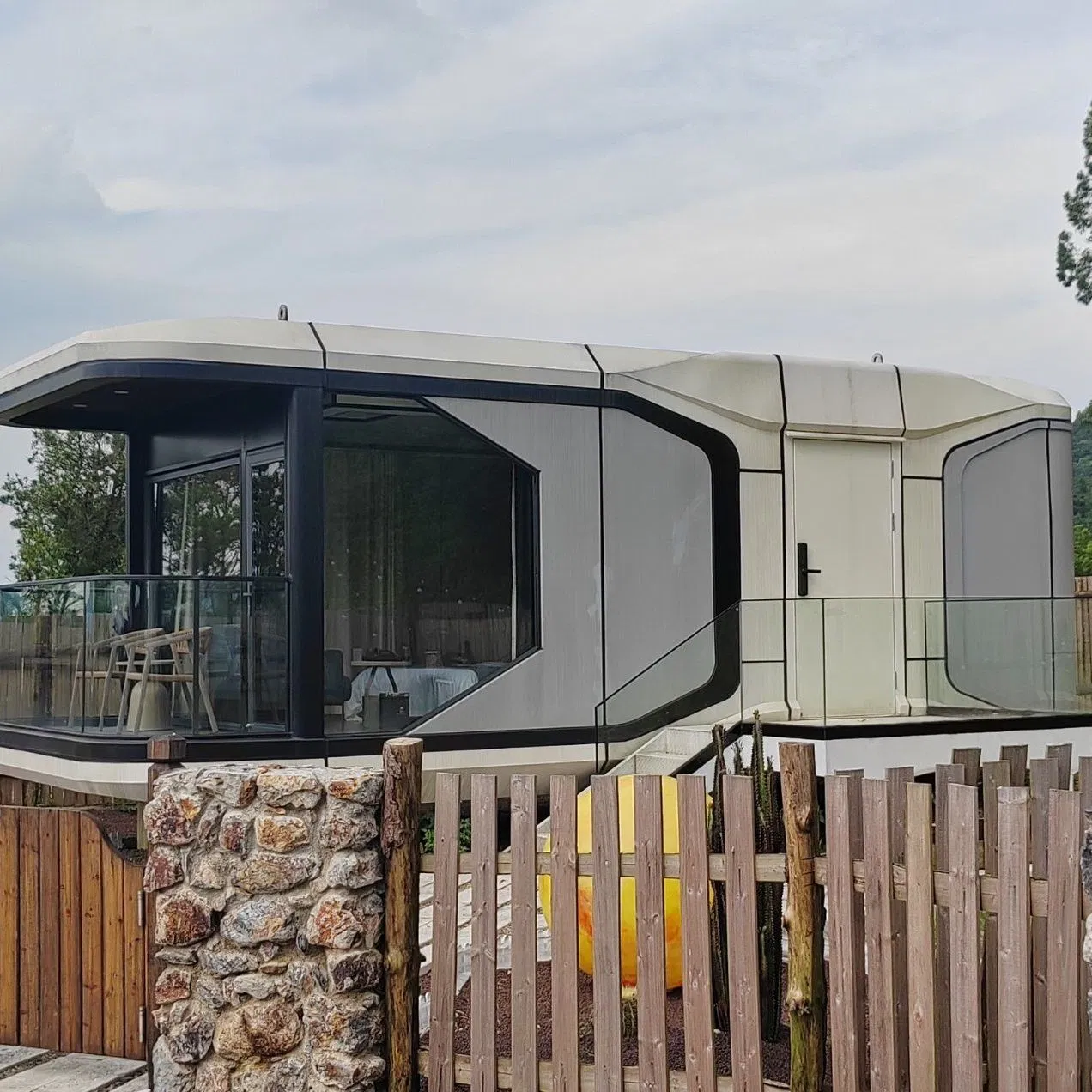 Capsule Container Homes Houses Mobile Wheels Modular Portable Prefab Prefabricated Cabin Pod