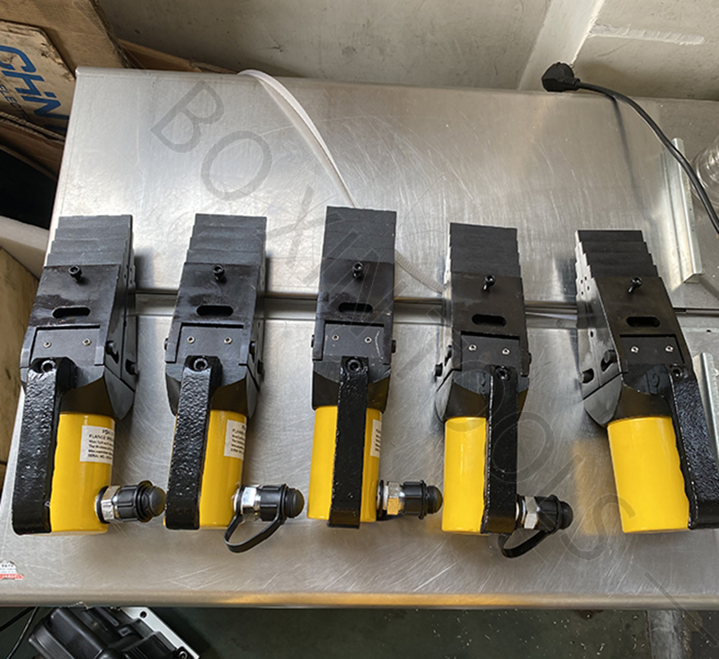 Portable 14t Hand Pump 10000psi Wedge Separator Hydraulic Flange Spreader