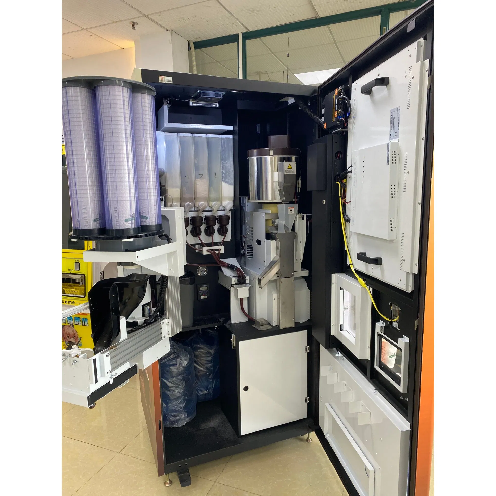 Coffee Vending Machine with Imaketech System and Automatic Operation Features