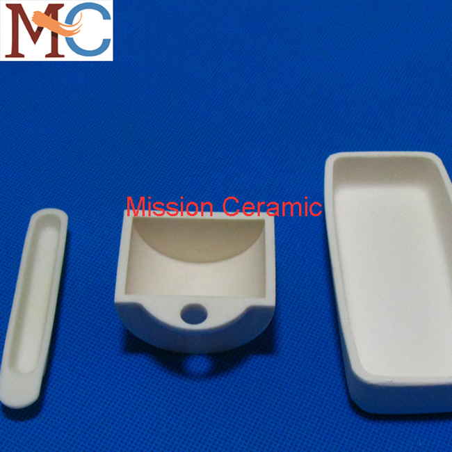 Корундовый тигель и лодочка из оксида алюминия 95-99%