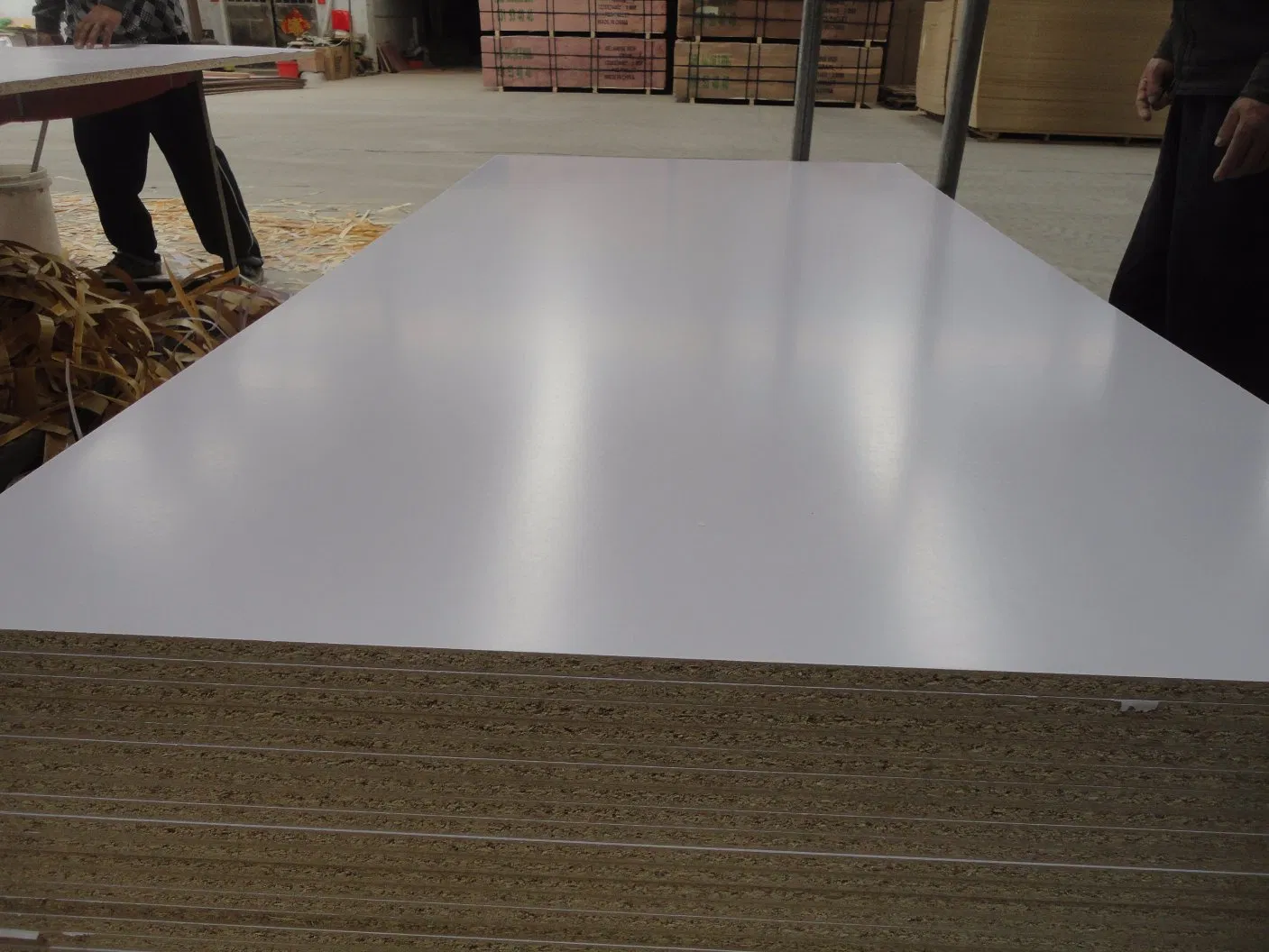 Good Quality 15 mm Melamine Faced Particle Board for Sell