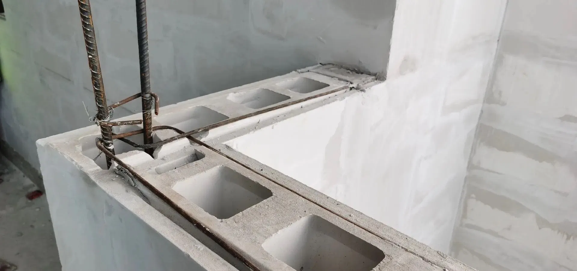 Second-Hand Gypsum Block Production Line for Sale, Formula Transfer, Guidance and Installation of High-Precision Desulfurized Gypsum Block Concrete