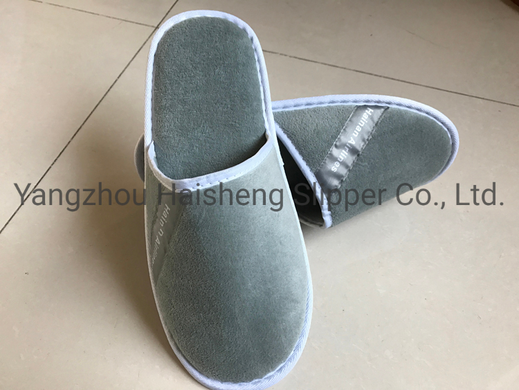 Coral Fleece Hotel Woman SPA Slipper Disposable Printing Logo Non Woven Hotel Slipper with Bag