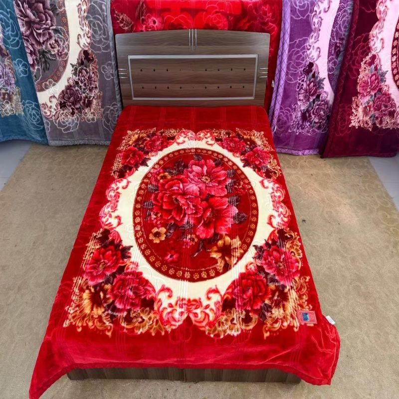 Hot Selling Flannel Raschel Blanket Flower Printing Bed Cover Winter Double Coverlets Warm Microfiber Home Textile ODM/OEM Weighted Velvet Blanket Manufacturer