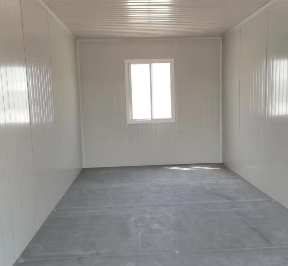 Modern Prebuilt Container House Garage for Versatile Use