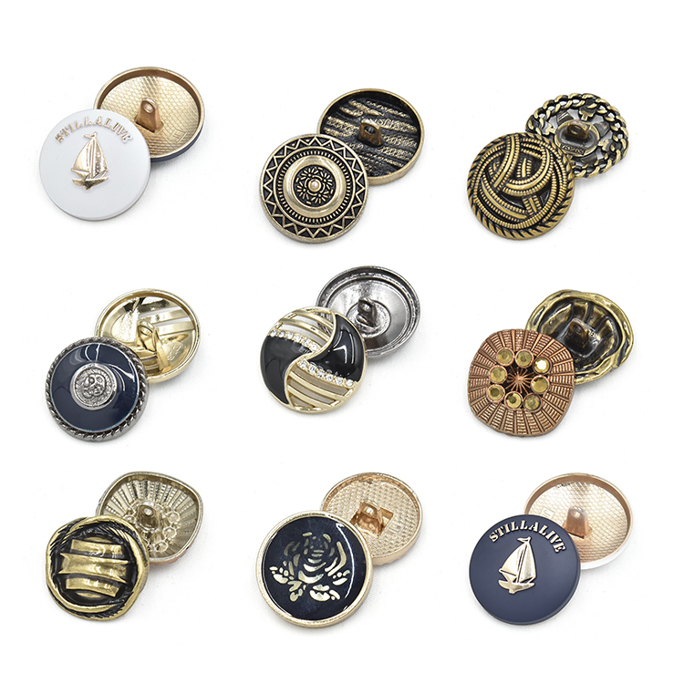 Пуговицы металлические для одежды с золотым шитьем на заказ