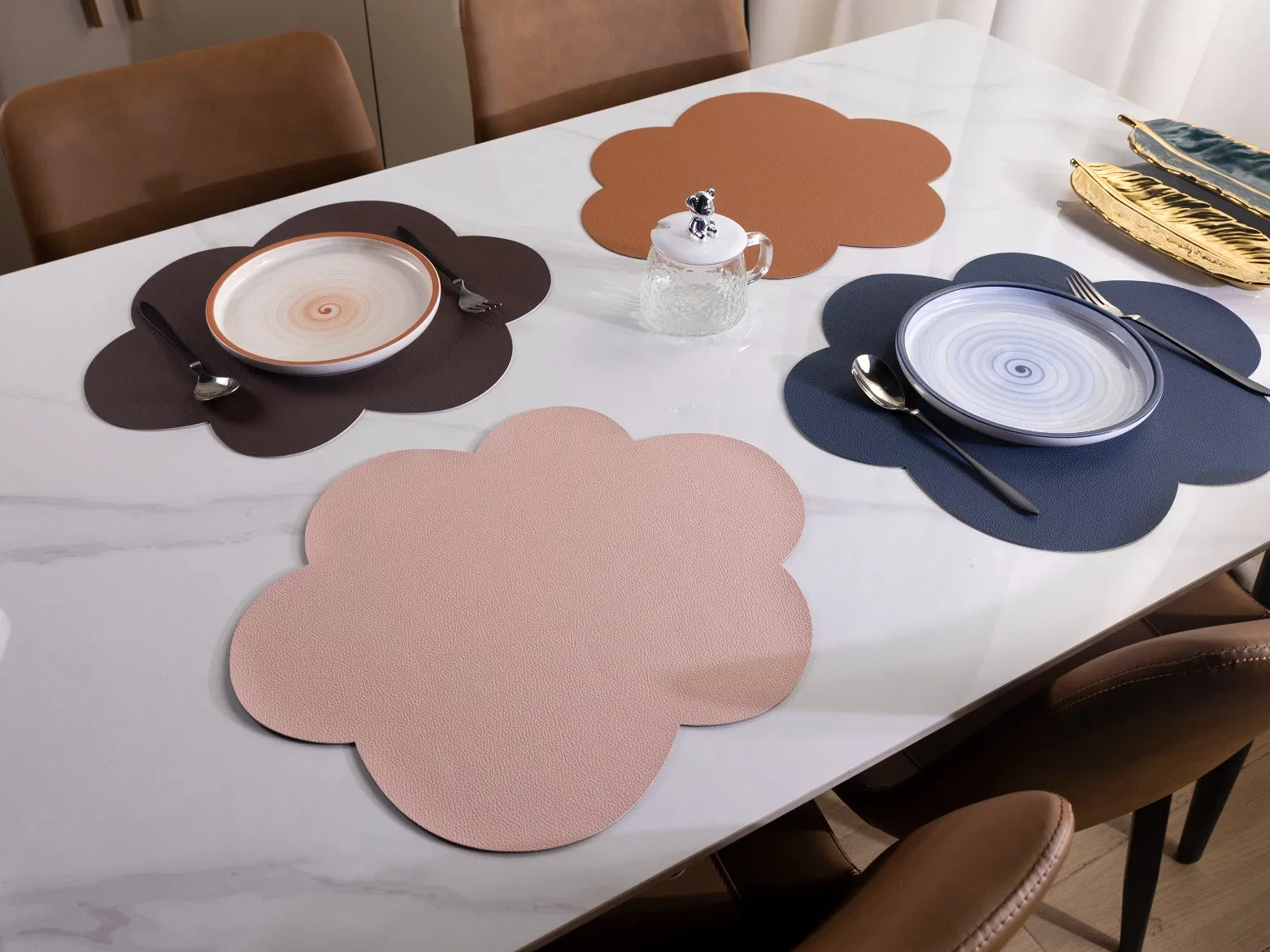 PVC Leather Hotel & Home Table Mats Waterproof & Oilproof Heat Insulation Placemats