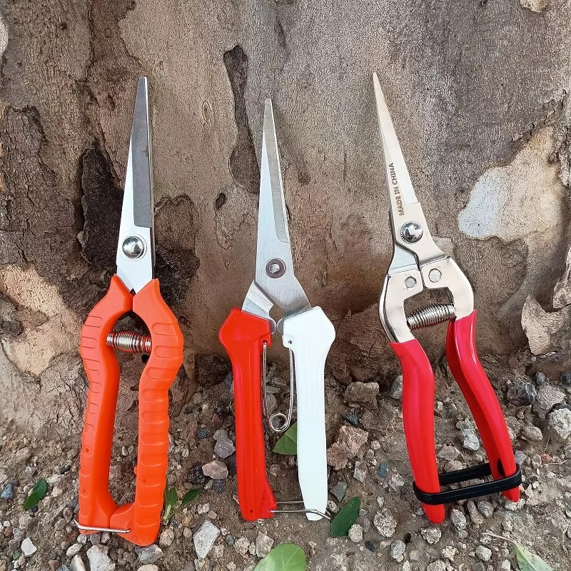 Секатор садовый обходной SK5 с мягкой рукояткой