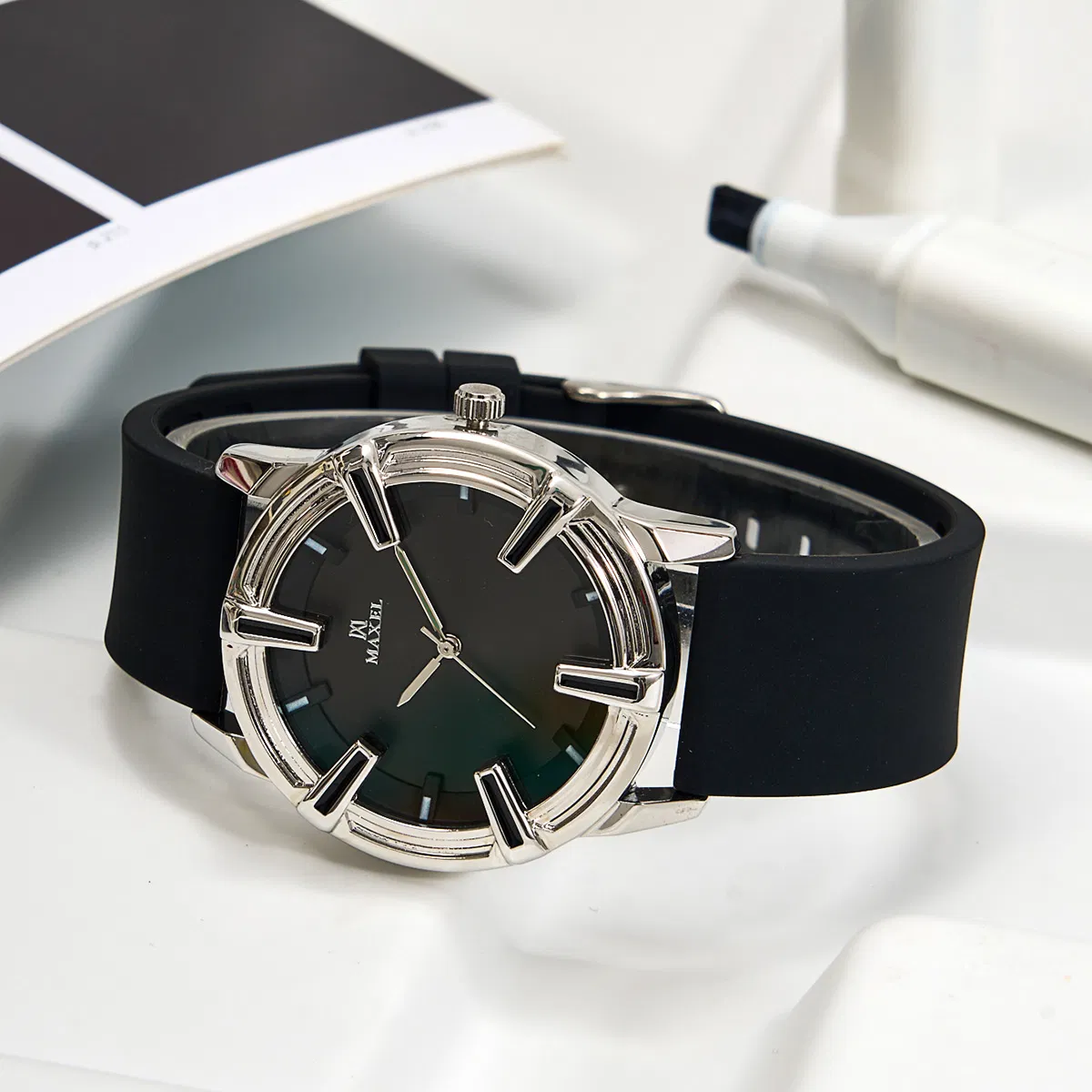 Factory Fashion Silicon Watch for Promotion Couple Wrist Watch for Stock