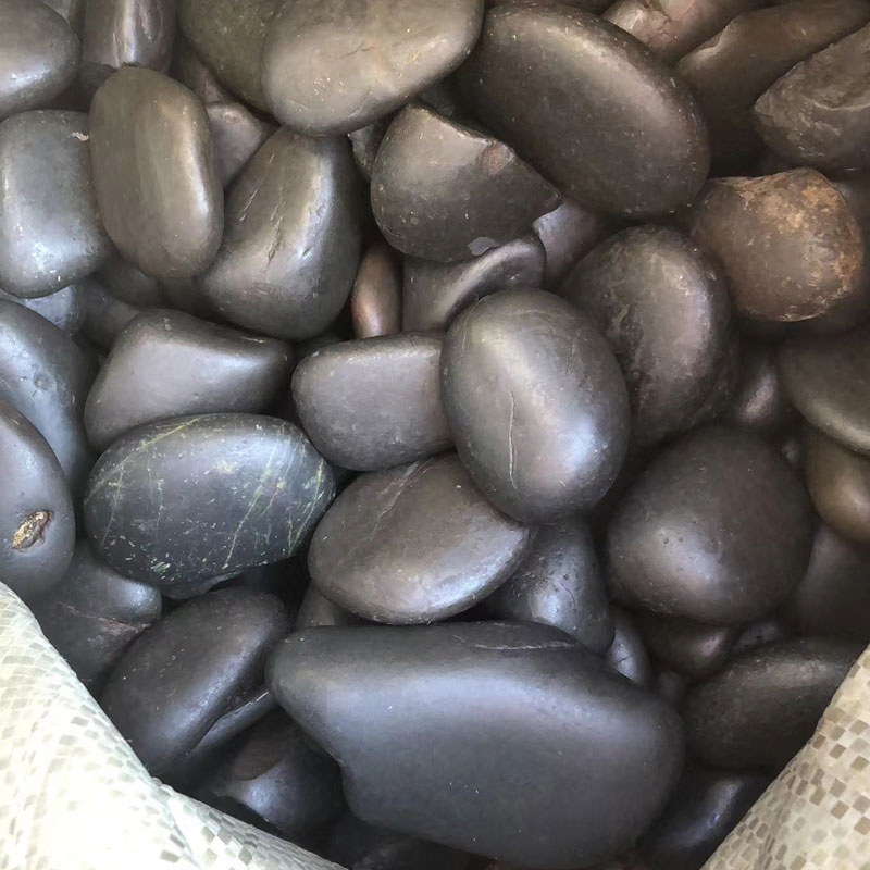 Polished River Black Pebbles for Landscaping