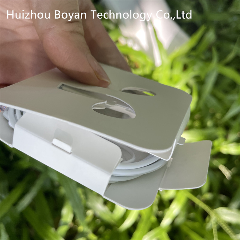 Наушники Earpods с USB-C, проводные