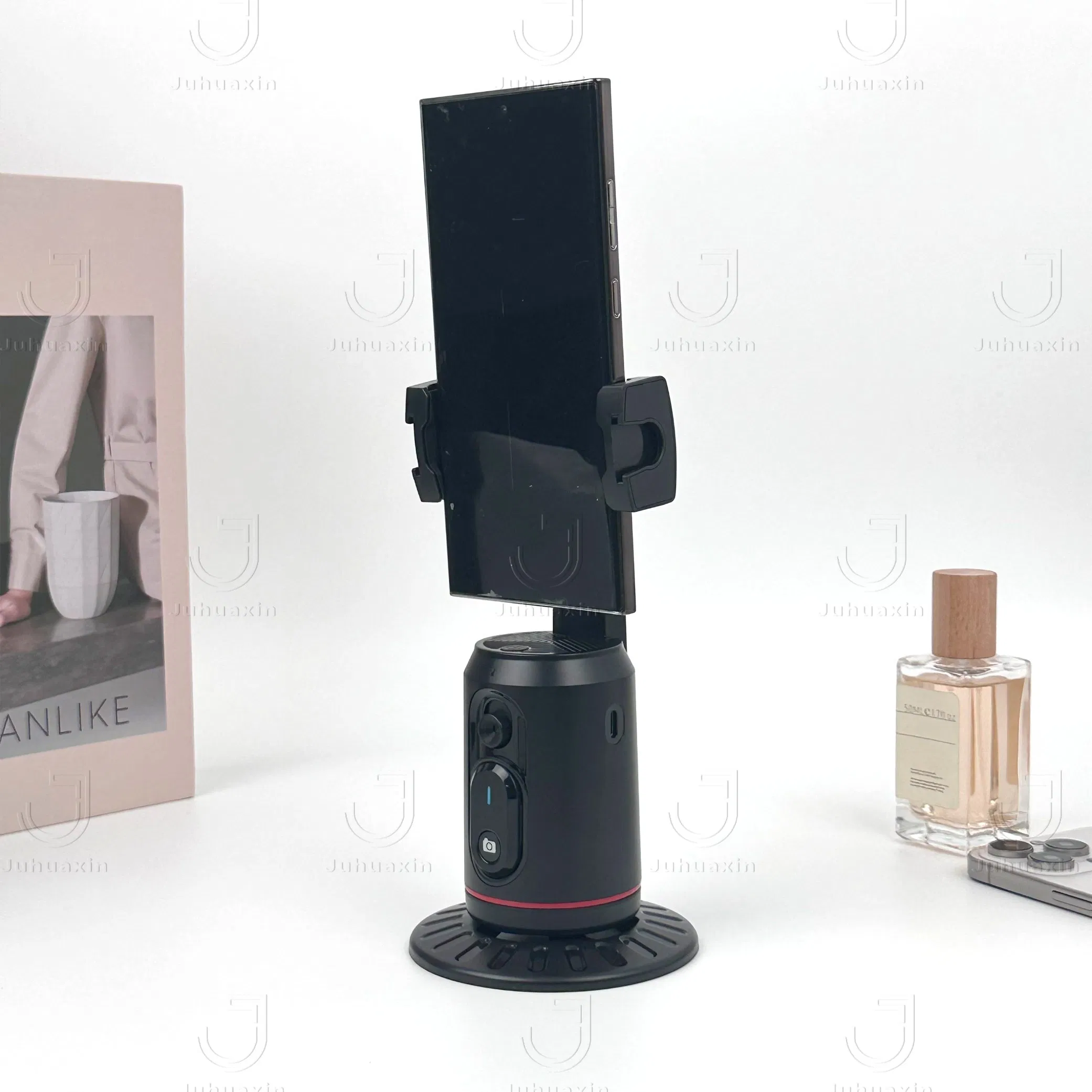 Wholesale Price OEM Christmas Gift Mobile Phone Gimbal Bracket Smart Bracket Mobile Phone Control Full Range of Options Free Control Gimbal Bracket for Shooting