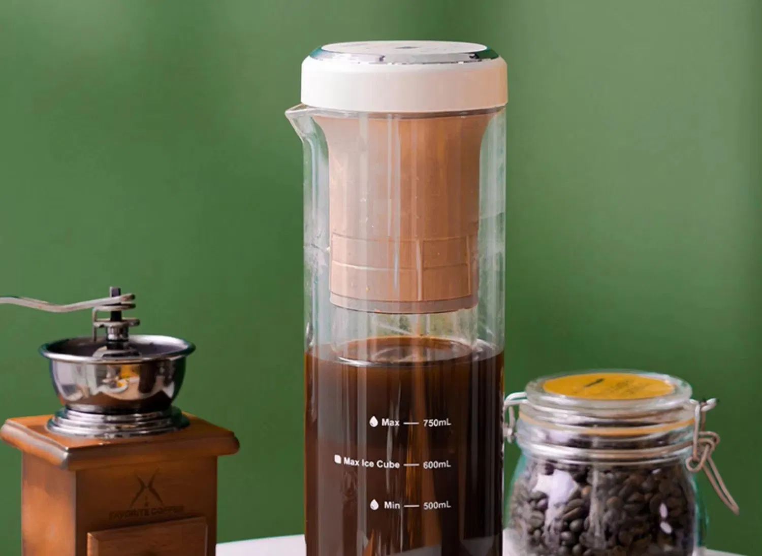 Portable Rechargeable Cold Brew Coffee Maker Convenient Home and Car Use for Hotel Electronic Drip Iced Coffee Maker