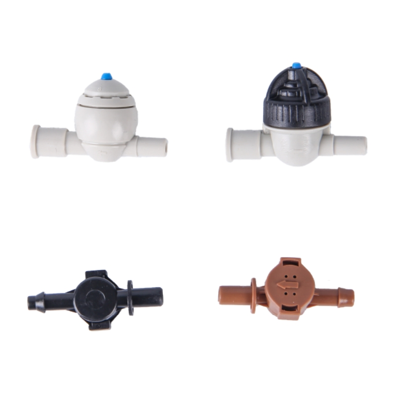 4-Ways Fogger Misting Nozzles 4 Outlets Mist Nozzle Fogger for Greenhouse Mico Sprinkler Irrigation System