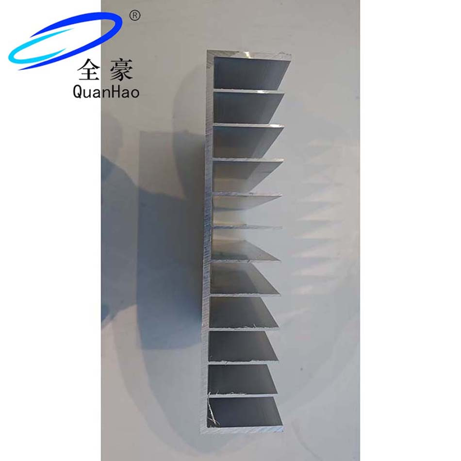 Алюминиевый радиаторный профиль для электроники