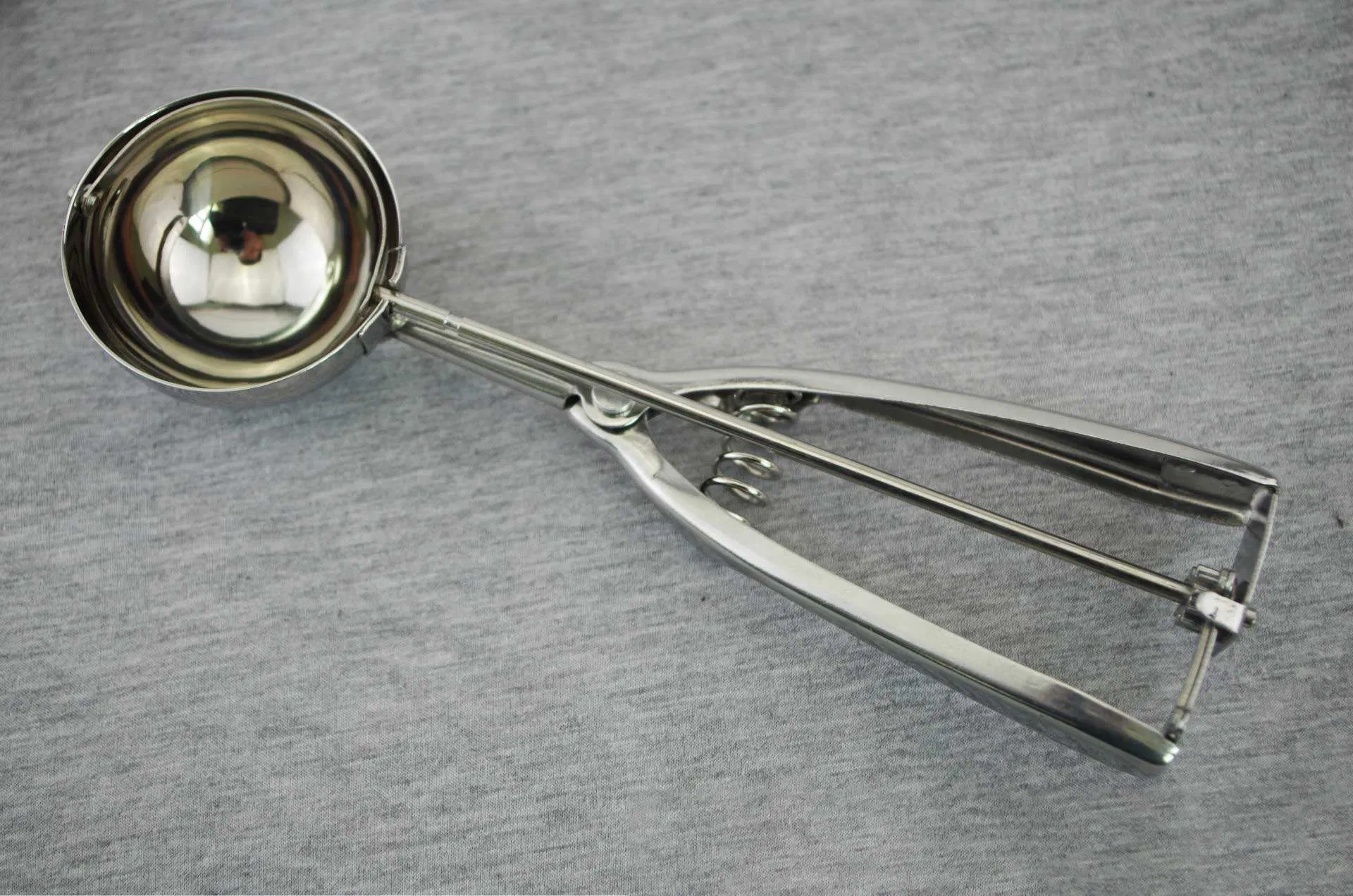 304 Cookies Ball Ice Cream Scoop Stainless Steel Ice Scoop Spoon with Trigger