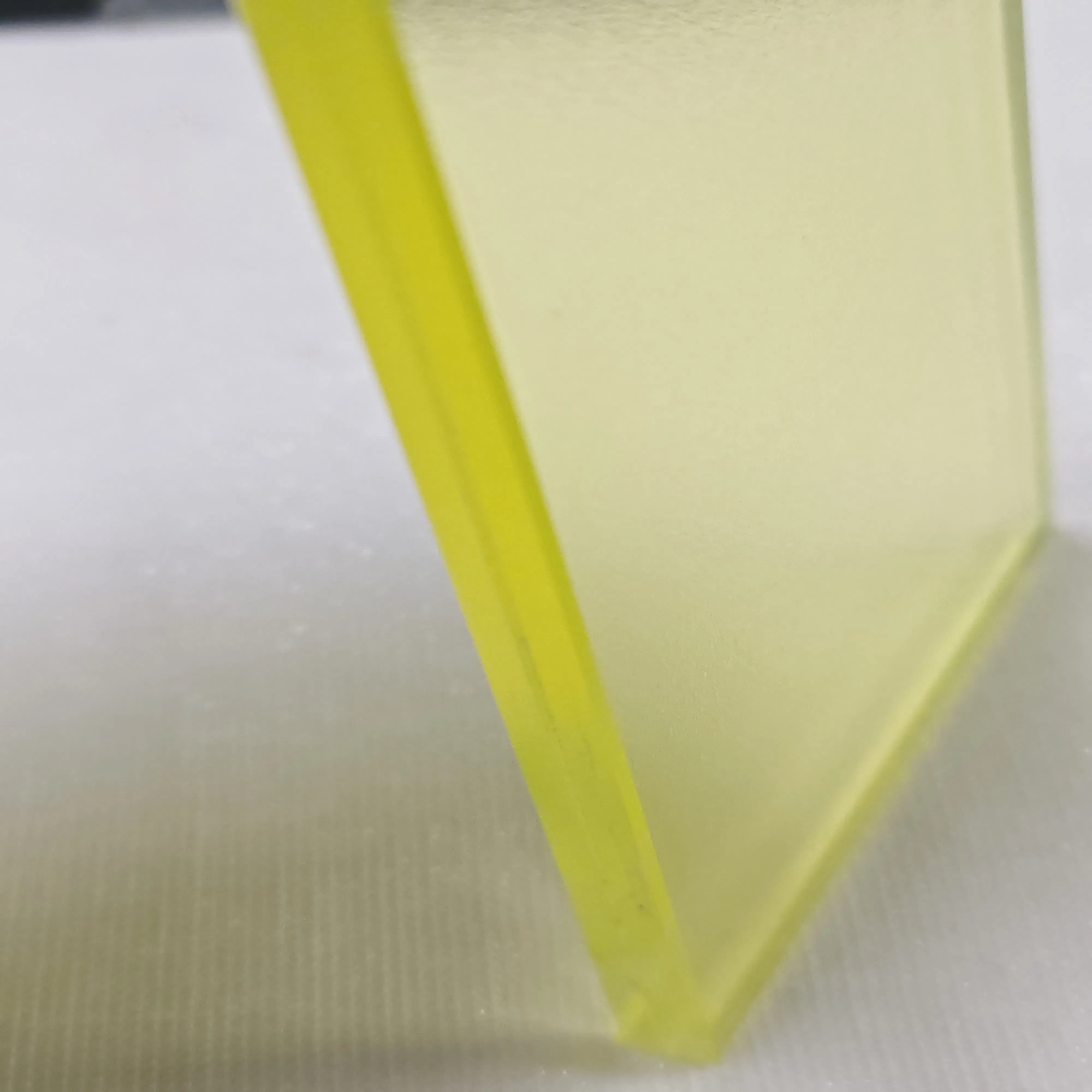 Decorative Glass Panels for a Stylish and Modern Home Look