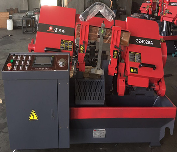 Ленточная пила автоматическая