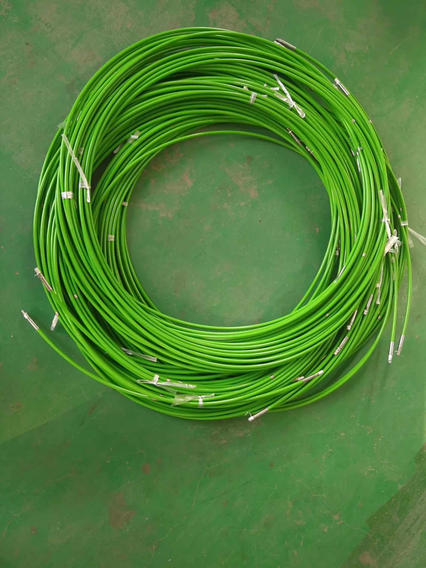 Гибкий армированный шланг высокого давления для воды, масла, химии