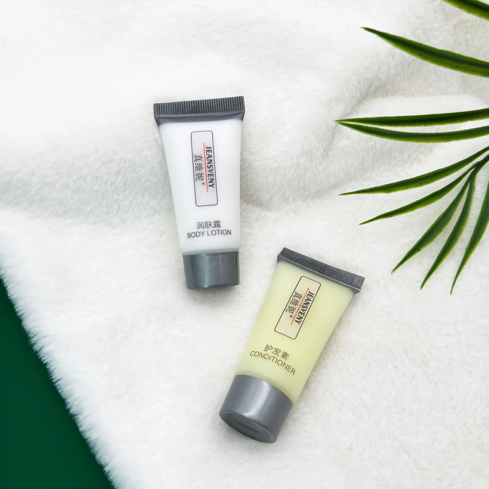 OEM/ODM Hotel Amenities Kit - Eco-Friendly Shower Gel, Hair Shampoo, Soap Bar for Ury Resorts