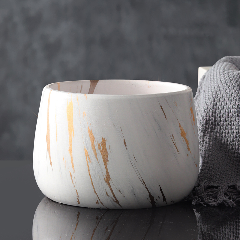 Вазы керамические белые для цветов классический стиль