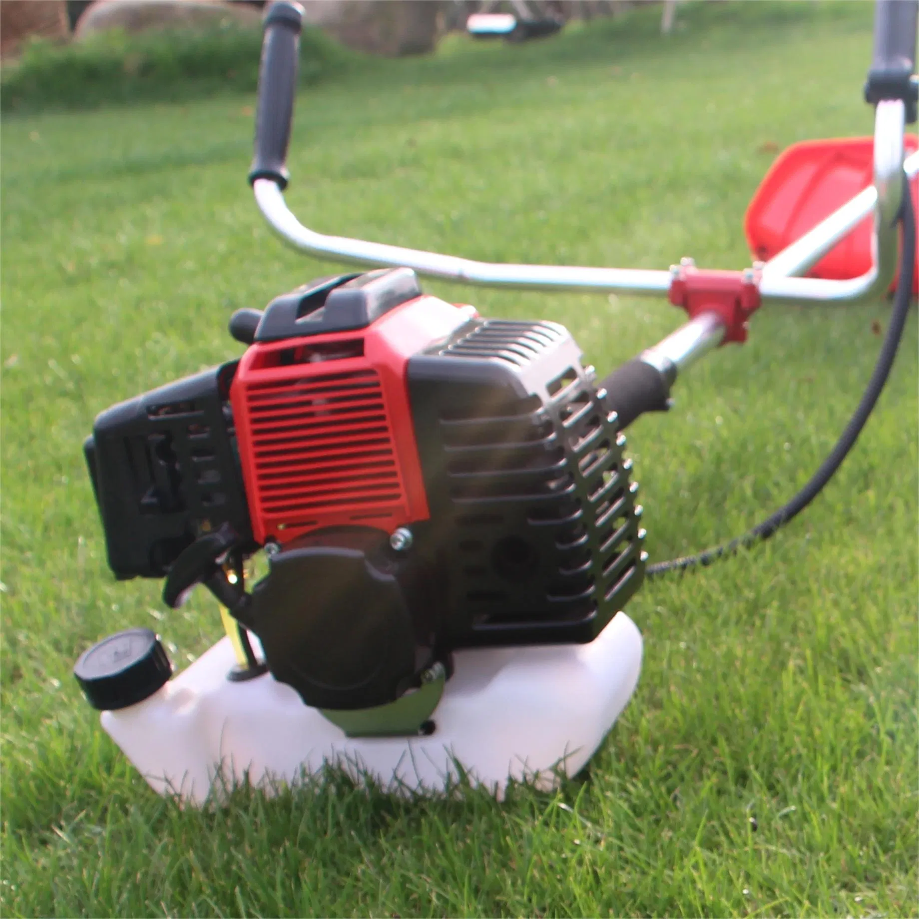 Heavy Duty 52cc 2 Stroke Gasoline Brush Grass Cutter for Trees Cutting